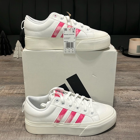 NWT Adidas Bravada 2.0 Platform Women's Shoes - White/Pink - ID5576 - Picture 2 of 16